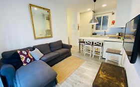 Modern Apartment In Central Romantic Quarter